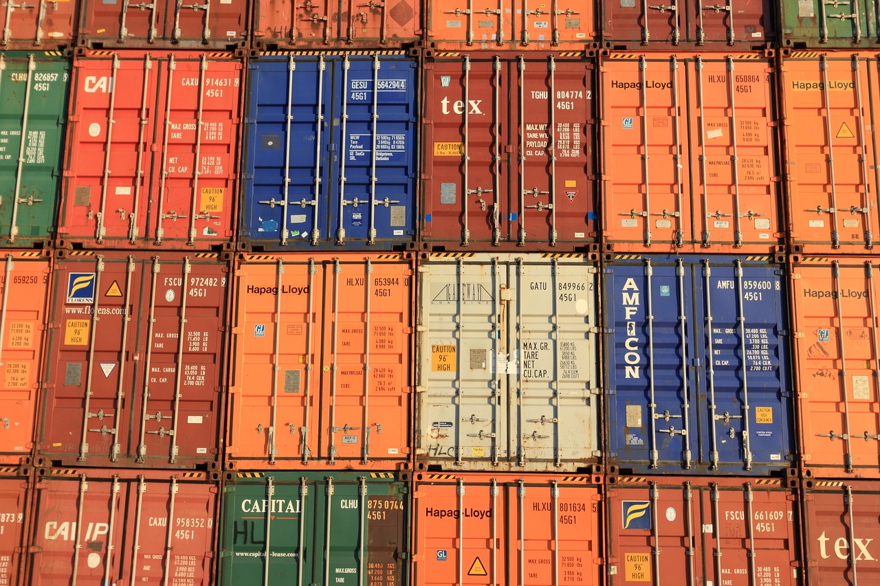How to Pack a Moving Container for a CrossCountry Move